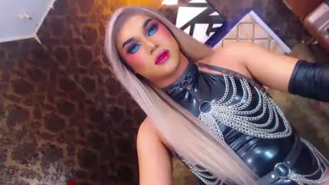 CALL ME STELLA online show from 02-14-25, 01:18