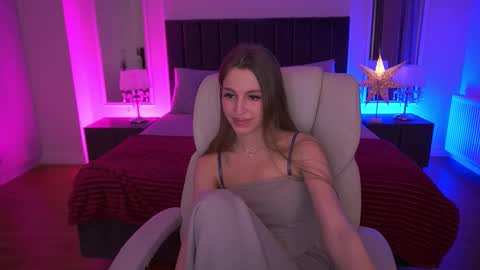 stellahoneywell online show from 03-06-26, 02:13