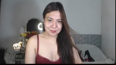 Snapshot of stellahugets chatting on 10-30-25, 04:30 Stella online show from 10-30-25, 04:30