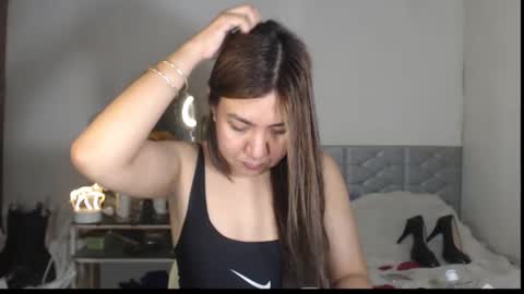 Snapshot of stellahugets chatting on 11-07-25, 06:41 Stella online show from 11-07-25, 06:41