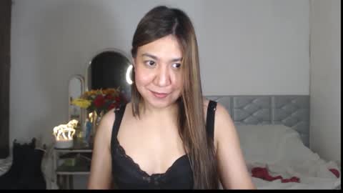 Snapshot of stellahugets chatting on 12-04-25, 08:39 Stella online show from 12-04-25, 08:39