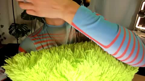 stellart_ online show from 03-04-25, 05:53