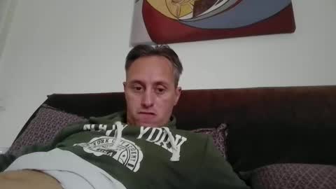 Snapshot of sten015 chatting on 10-29-25, 01:46 sten015 online show from 10-29-25, 01:46