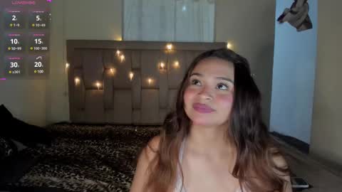 Snapshot of stepcouple__ chatting on 02-20-25, 01:25 Stepcouple online show from 02-20-25, 01:25