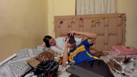 Snapshot of stepcouple__ chatting on 12-20-25, 11:12 Stepcouple online show from 12-20-25, 11:12