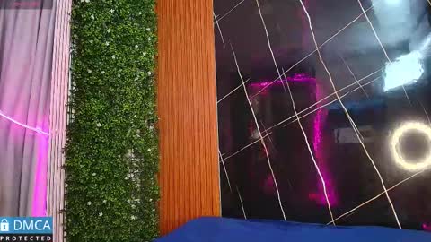 Stepha online show from 09-26-25, 11:03