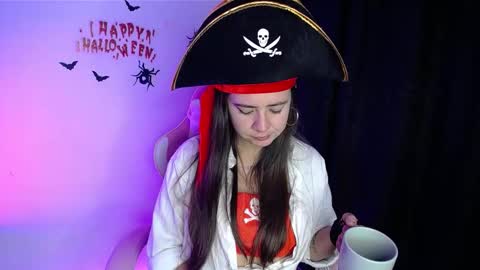 Emma online show from 11-01-25, 01:51