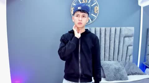 Stephane Rouss online show from 12-05-25, 08:05