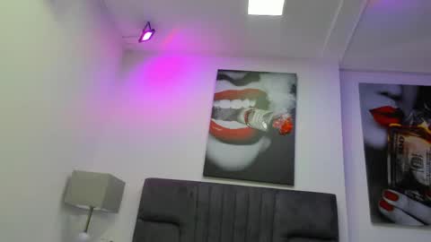 Snapshot of stephane_rousseau chatting on 05-18-26, 03:57 Stephane Rousseau online show from 05-18-26, 03:57
