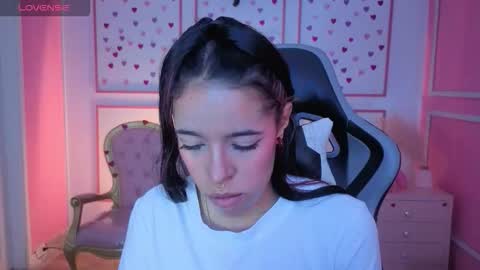 Stephania online show from 01-08-26, 12:29