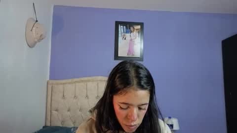 Stephania online show from 03-30-26, 01:50