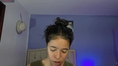 Stephania online show from 06-04-26, 03:18