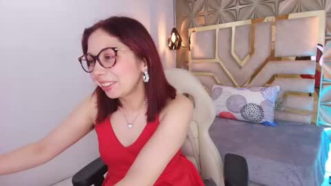 Snapshot of stephaniesun_ chatting on 05-29-26, 12:36 Stephaniesun online show from 05-29-26, 12:36