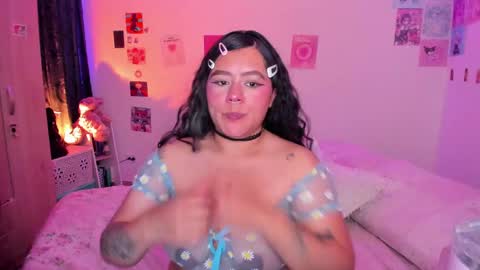 Stephanie  online show from 12-29-24, 04:38