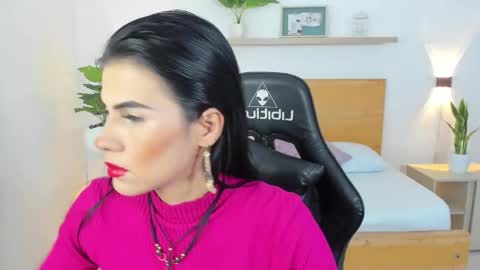 Snapshot of stephanya_ chatting on 02-04-25, 12:11 S T E P H A N Y A online show from 02-04-25, 12:11