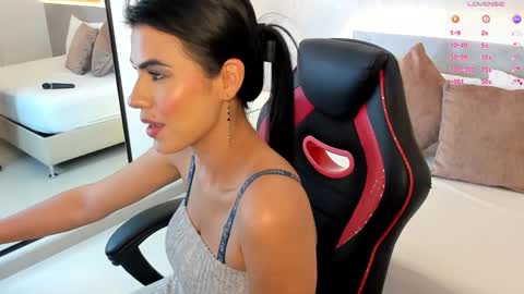 Snapshot of stephanya_ chatting on 10-23-25, 07:34 S T E P H A N Y A online show from 10-23-25, 07:34