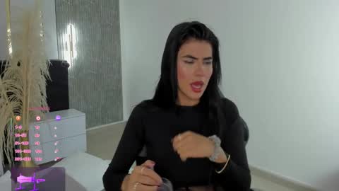 Snapshot of stephanya_ chatting on 10-28-25, 07:49 S T E P H A N Y A online show from 10-28-25, 07:49