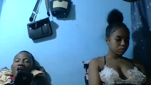 Snapshot of stephaolysca chatting on 04-10-26, 04:01 stephaolysca online show from 04-10-26, 04:01