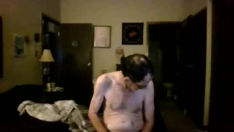 Snapshot of stephenasmith3 chatting on 06-26-26, 02:05 stephenasmith3 online show from 06-26-26, 02:05
