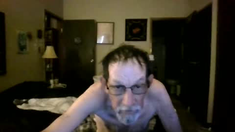 Snapshot of stephenasmith3 chatting on 07-12-26, 01:18 stephenasmith3 online show from 07-12-26, 01:18