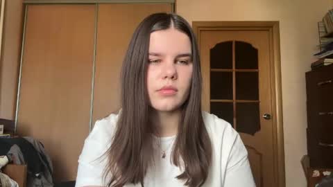 Snapshot of stepheniedockerty chatting on 05-20-26, 09:48 Alla online show from 05-20-26, 09:48