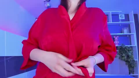 Snapshot of stephierousee chatting on 07-21-26, 05:32 Stephie online show from 07-21-26, 05:32