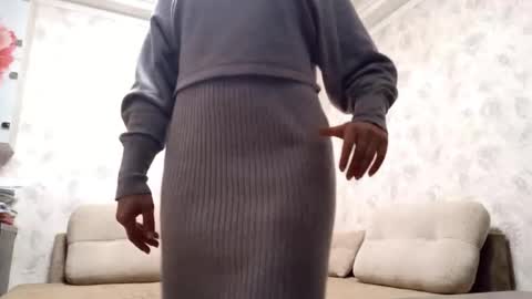 Stephanie online show from 01-14-26, 05:07