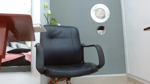 stephyjonesph online show from 12-22-24, 04:06