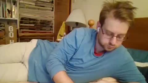 Ian23602 online show from 11-05-25, 04:01