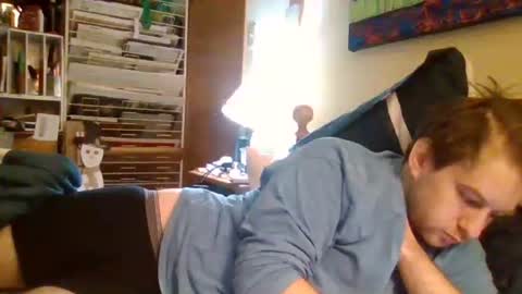 Snapshot of sterben13v chatting on 12-14-25, 12:21 Ian23602 online show from 12-14-25, 12:21