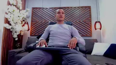 Snapshot of sterling_magnus chatting on 02-04-26, 08:03 online show from 02-04-26, 08:03