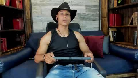 Snapshot of sterling_magnus chatting on 02-24-26, 08:40 online show from 02-24-26, 08:40