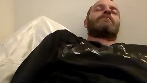 sterng123 online show from 12-07-24, 01:58