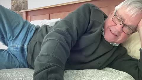 Steve online show from 02-22-25, 02:19