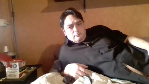 Snapshot of stevefromfrance chatting on 12-25-24, 10:17 stevefromfrance online show from 12-25-24, 10:17