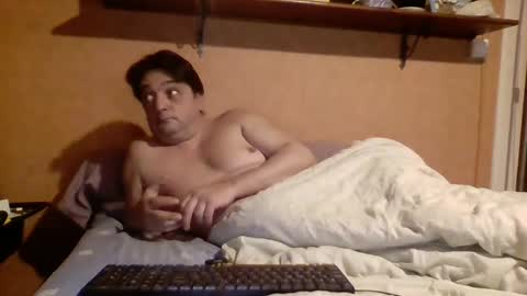 Snapshot of stevefromfrance chatting on 12-31-24, 03:53 stevefromfrance online show from 12-31-24, 03:53