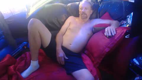 Snapshot of stevemiller0973 chatting on 06-07-26, 04:55 TheCapt. online show from 06-07-26, 04:55