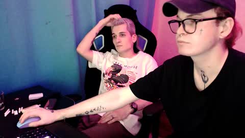 Snapshot of stevenspirs chatting on 10-07-25, 02:58 Steve online show from 10-07-25, 02:58