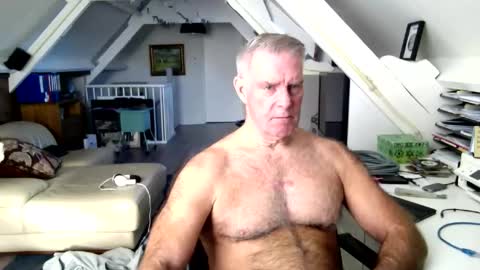 Snapshot of stevetwo chatting on 01-14-26, 12:22 stevetwo online show from 01-14-26, 12:22