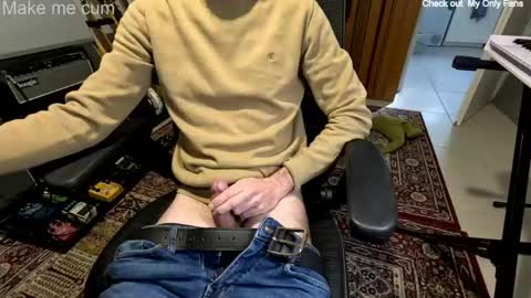 Snapshot of stevie_grey chatting on 04-13-26, 05:24 stevie_grey online show from 04-13-26, 05:24