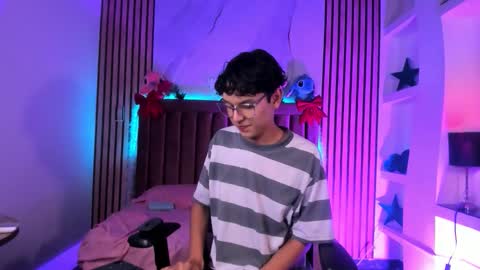 Sthepano  online show from 12-13-25, 08:04