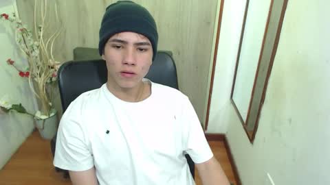 Snapshot of stich_23 chatting on 02-10-26, 01:04 Stich online show from 02-10-26, 01:04