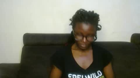Snapshot of sticklavah chatting on 01-19-26, 04:38 sticklavah online show from 01-19-26, 04:38
