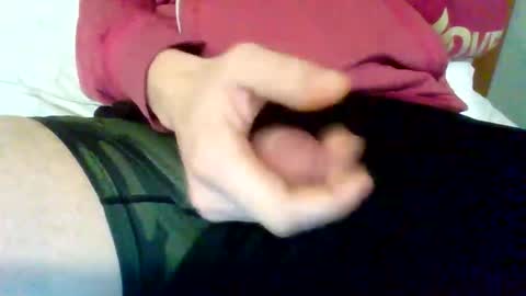 Snapshot of stickylittletoes chatting on 04-11-26, 01:48 Wakeandbaked online show from 04-11-26, 01:48