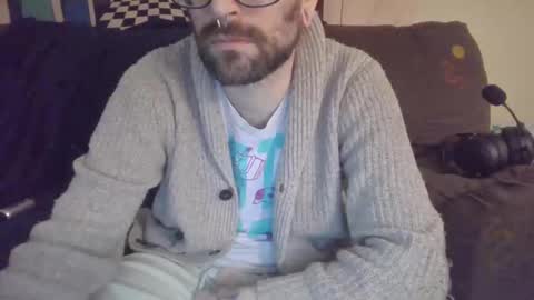 stickywhiteslime online show from 12-19-25, 11:23