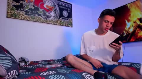 Snapshot of stiiveen_24cm chatting on 12-20-24, 09:00 Stiven brendan online show from 12-20-24, 09:00