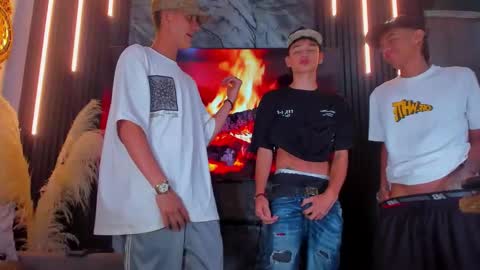 Snapshot of stiiveen_24cm chatting on 09-27-25, 04:28 Stiven brendan online show from 09-27-25, 04:28