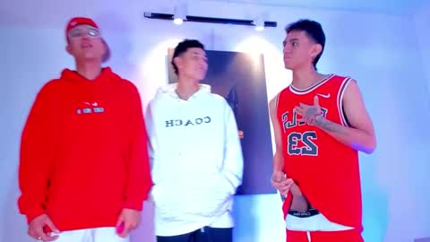 Snapshot of stiiveen_24cm chatting on 10-28-25, 06:39 Stiven brendan online show from 10-28-25, 06:39