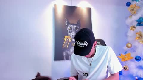 Snapshot of stiiveen_24cm chatting on 12-05-25, 06:00 Stiven brendan online show from 12-05-25, 06:00