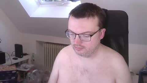 Oliver online show from 03-06-26, 09:50